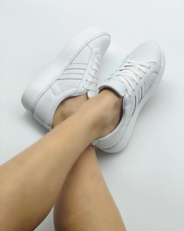 Cult Sneakers White Leather