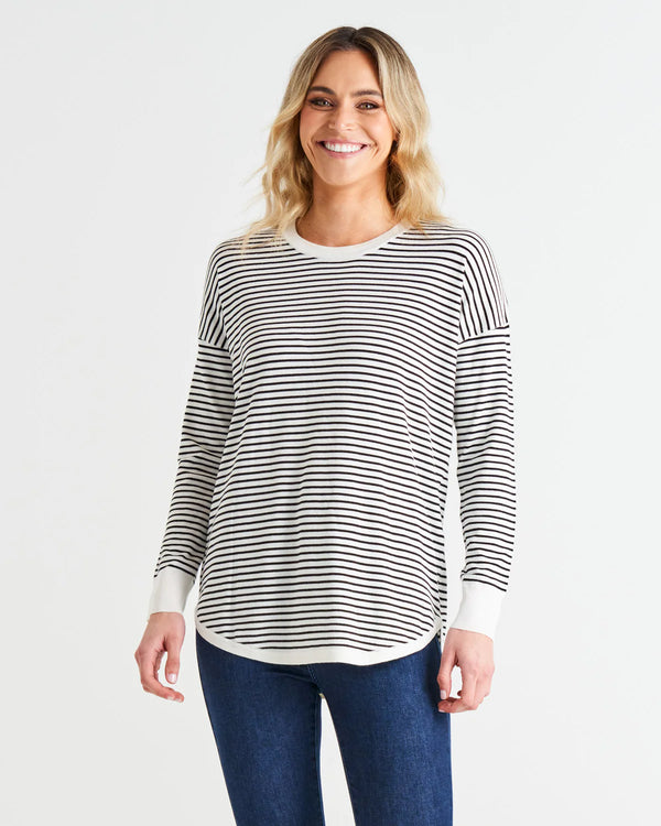 Sophie Lightweight Relaxed Top Black and White