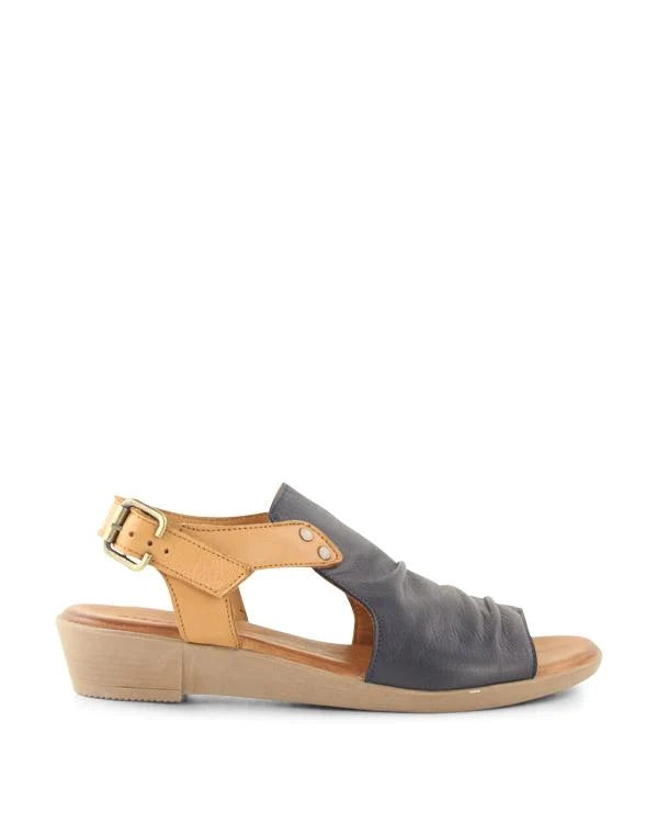 Bueno Aliah Flat Sandals Navy and Coconut