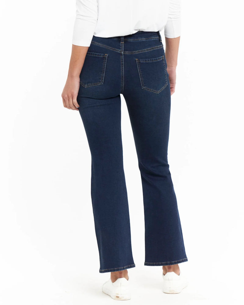 Betsy Bootleg Jeans Smokey Blue