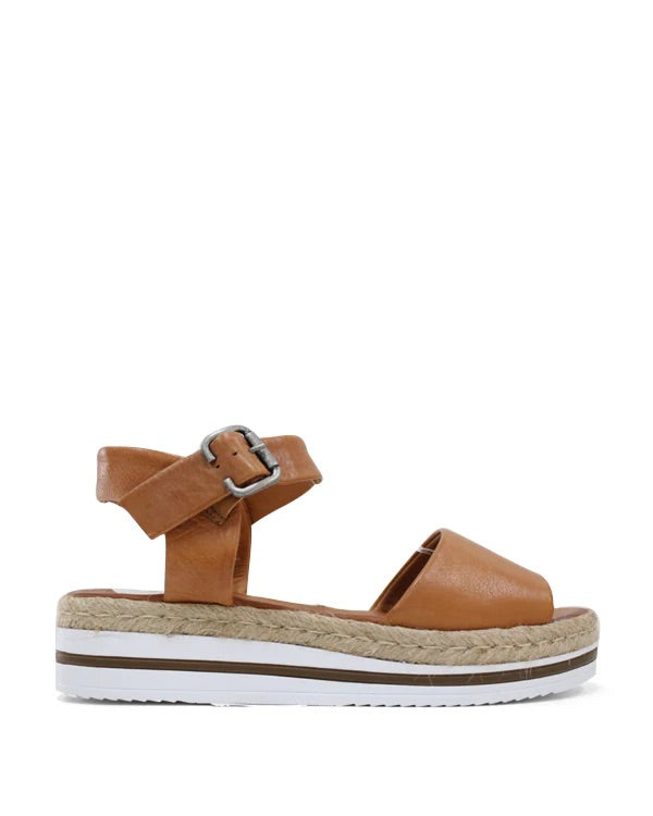 Bueno Andy Flat Sandals